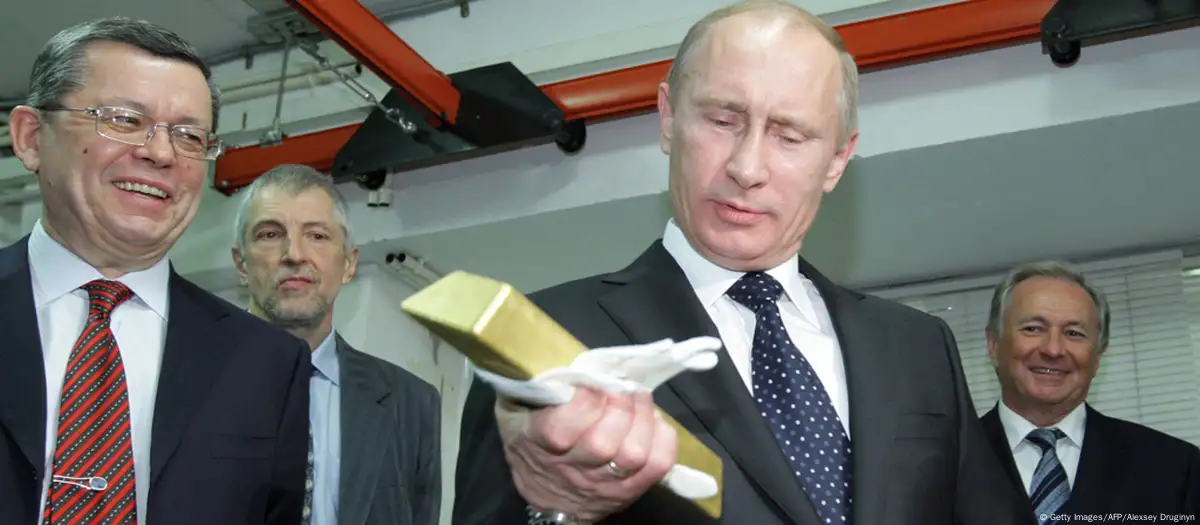 Владимир Путин в ЦБ в 2011 году