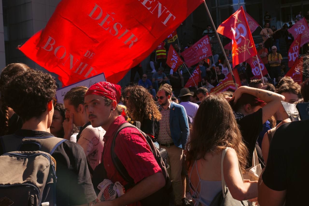 Протесты 10 сентября в Париже