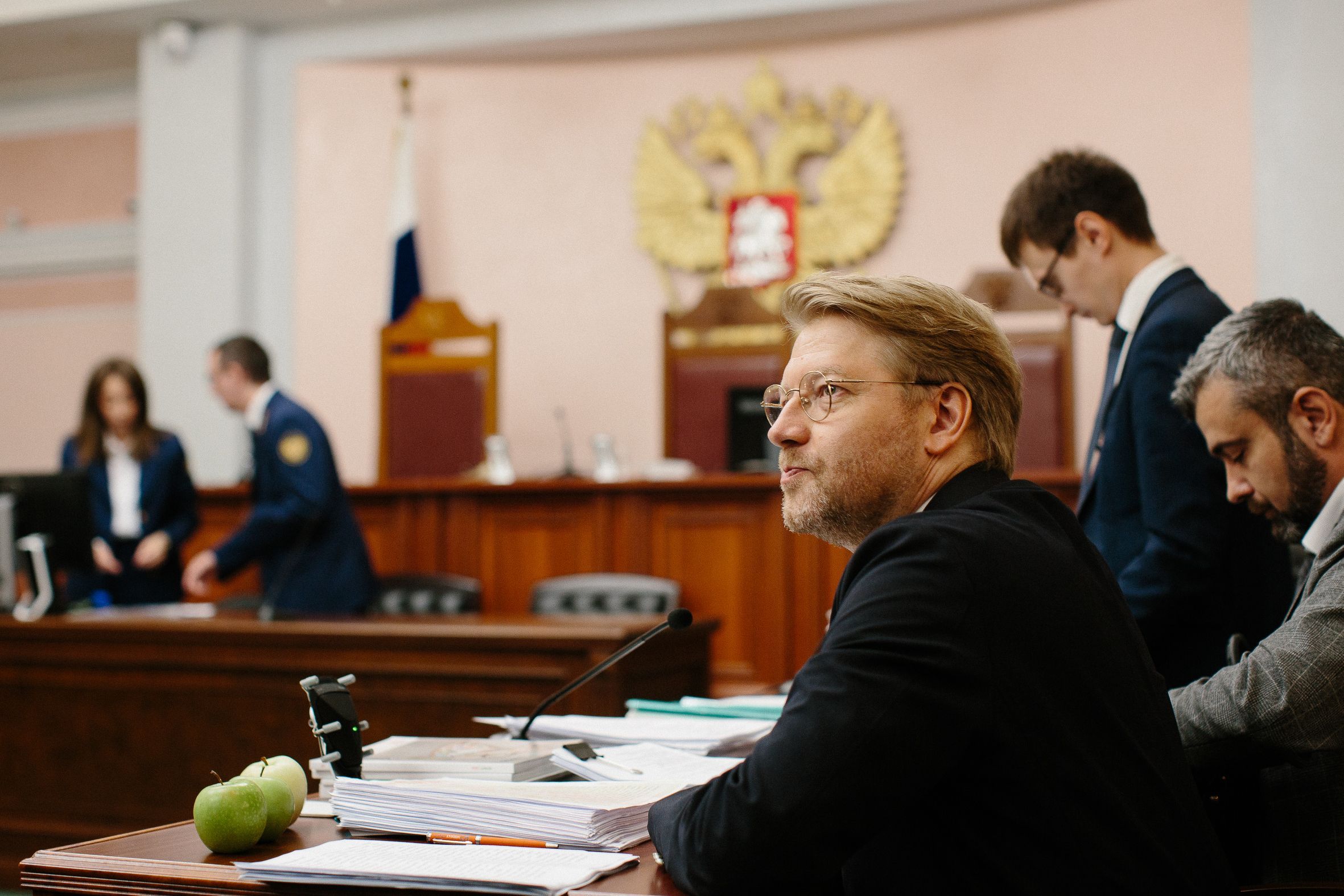  Единственную антивоенную партию “Яблоко” сняли с выборов, но в некоторых одномандатных округах баллотируются кандидаты от «Яблока»